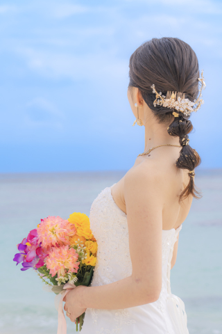 ヘアメイクはプロにお任せください(*^^*)