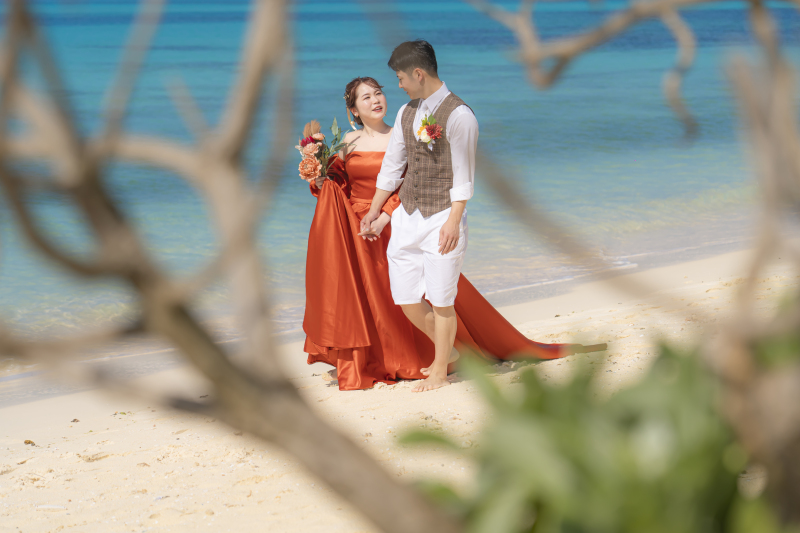 宮古島の美しいビーチで行う結婚式