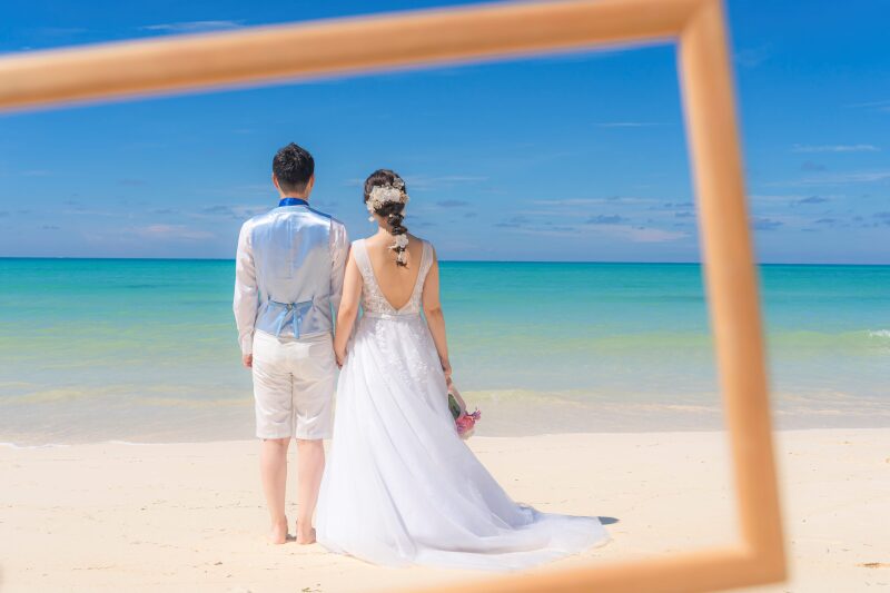 11月の宮古島フォトウェディングにぴったりな撮影小物アイデア②