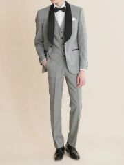 タキシードレンタルについて☆