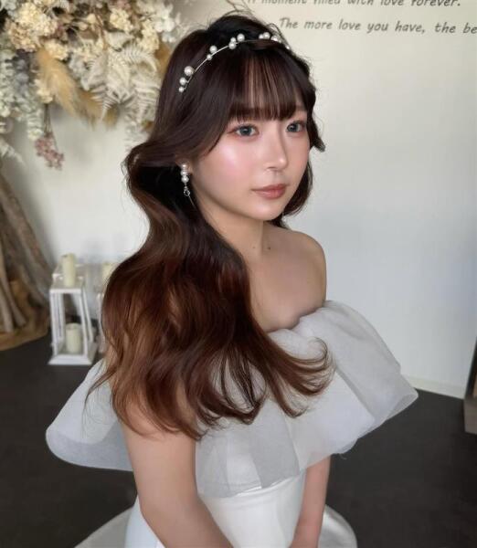 【studio clori.】 柔らかく上品に魅せるヘアスタイル