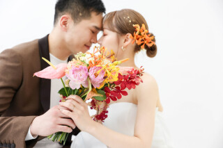 ドレスとブーケと