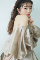 カラードレスと個性的ヘア♡