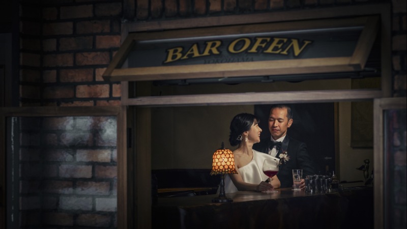 行きつけのBarでふたりらしく撮影♪