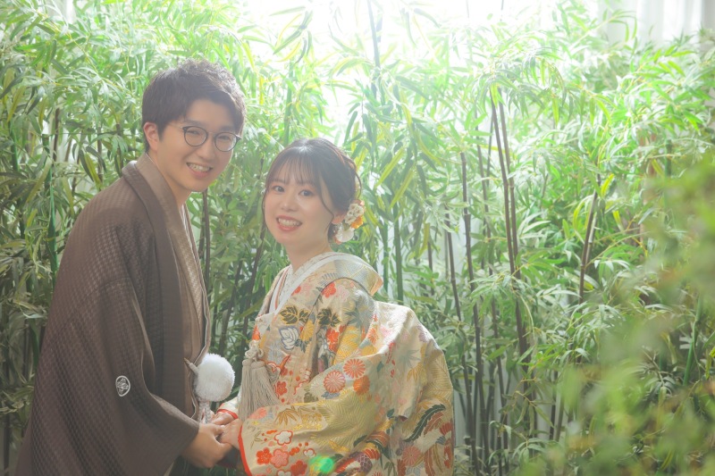 色んな背景で撮影できるのが◎屋内庭園スタジオ