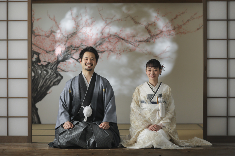 和装と洋装を一日で撮影できるプランのご紹介です