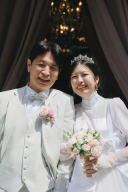 手作りの愛が溢れるウェディングフォト - ラ・バンク・ド・ロアチャペルにて