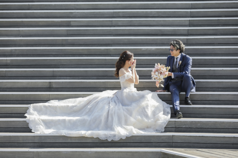 みなとみらいを背景に大好きなペットとの撮影はいかがですか。