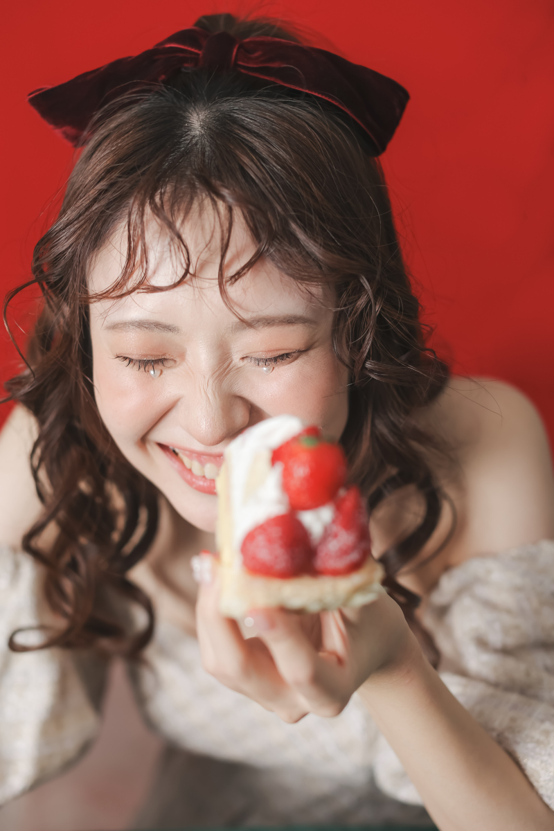 新作ドレスに合わせたヘアメイクのご紹介