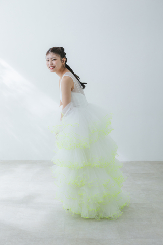 カジュアルカラードレスのヘアメイクをご紹介!!