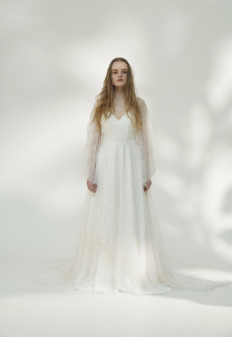 新作衣装のご紹介!!