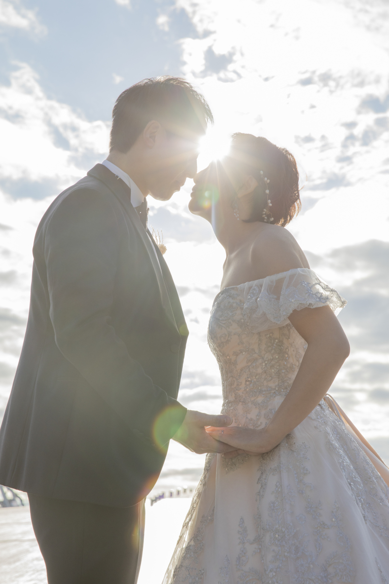 青空背景に爽やかな大桟橋