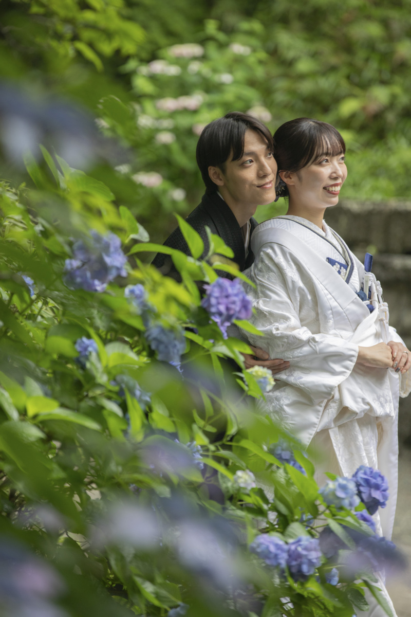 雨の日の妙本寺
