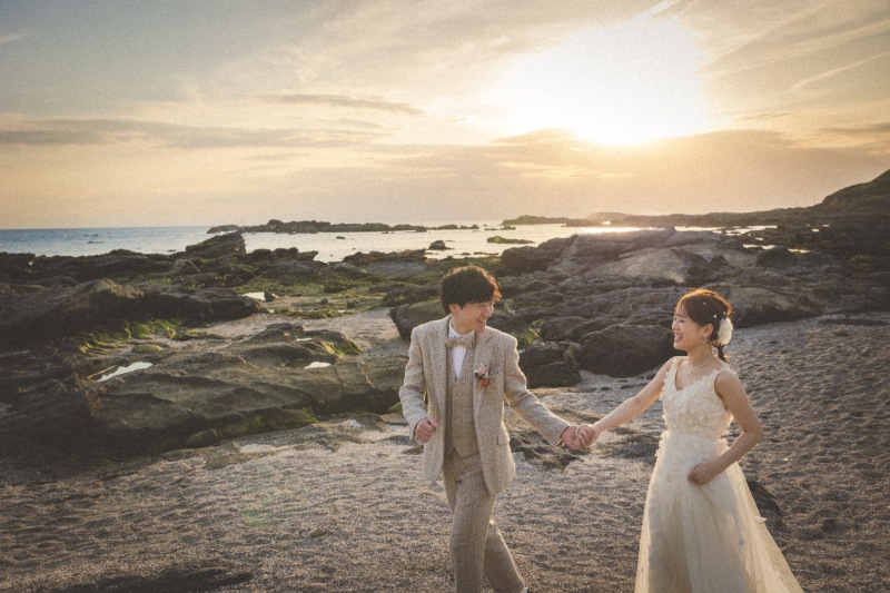 オレンジに輝く夕景の城ヶ島