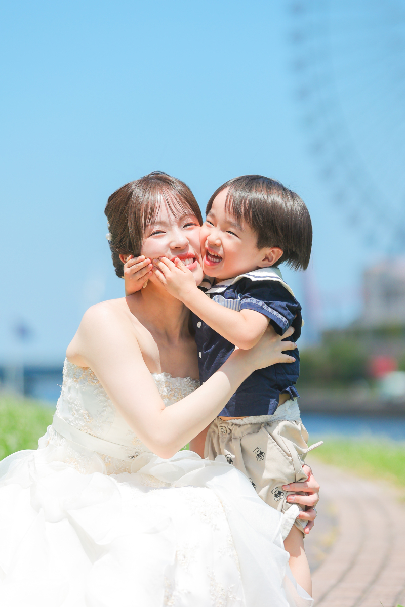 子どもと一緒に!青空と笑顔が弾ける、みなとみらいロケ photo by 谷澤明美