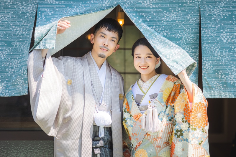 お二人の出会いの場で