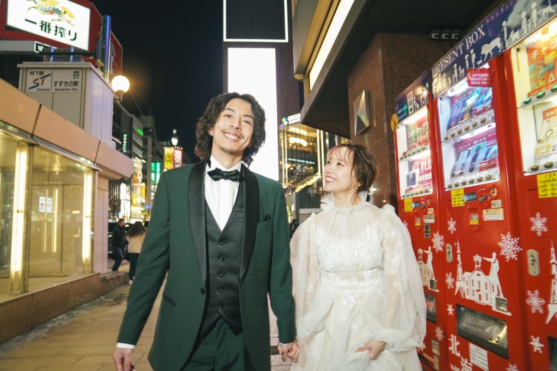 冬の大通公園・すすきので札幌らしいウエディングフォト♡