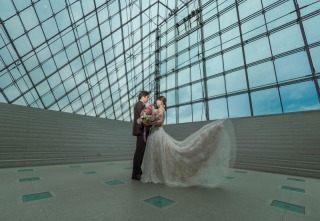 全国から注目の集まる『ガラスのピラミッド』があるモエレ沼公園で撮影しませんか？