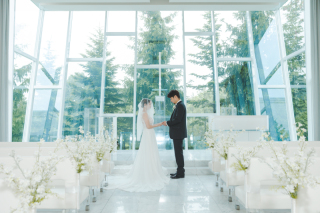寒い季節は室内のロケーション撮影で暖かウェディングフォト☀️