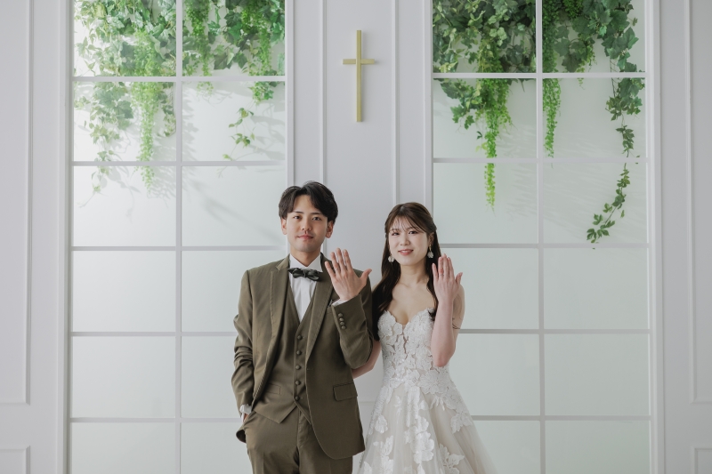やさしい光に包まれて。スタジオで叶うチャペル撮影