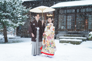 和装✕雪で北海道のウエディングフォト！気になる積雪の時期はいつ？☃
