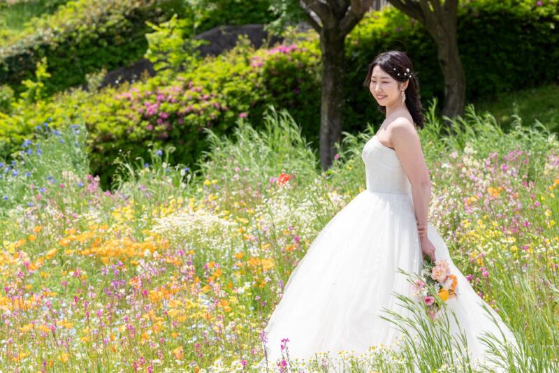 洋装フォトウエディング♡秋のコスモス畑と撮影風景をご紹介