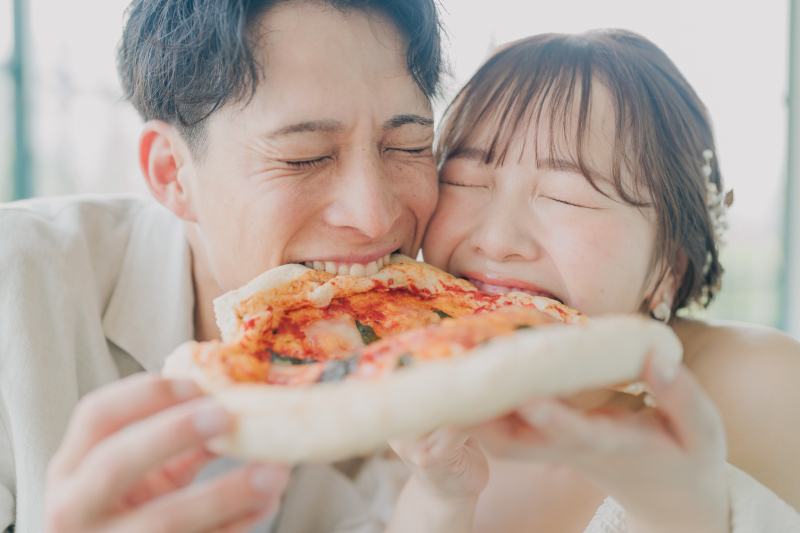 撮影グッズは......ピザ!?!?!?