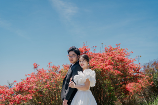 一面の赤が映える！【ツツジ前撮り】