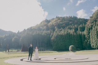 【大阪フォトウエディング】ザ・おしゃれ公園「芸術の森」