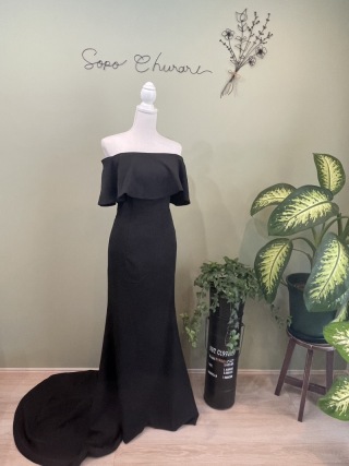 ブラックドレス！カッコイイです