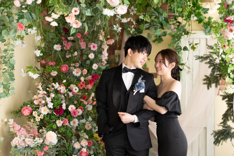 【今だけ！】洋装1着スタジオ撮影にドレス1着追加◎ &yen;75,000