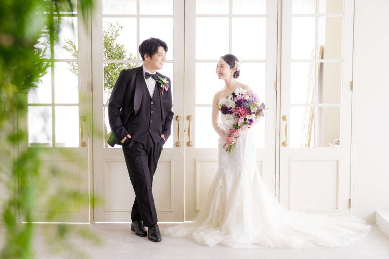 【ウェディングドレスもカラードレスも!】洋装2点スタジオ撮影 90,000円