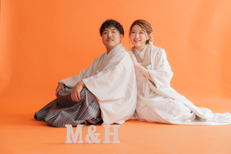 お持ち込みのアイテムを使って2人ならではの撮影を♡