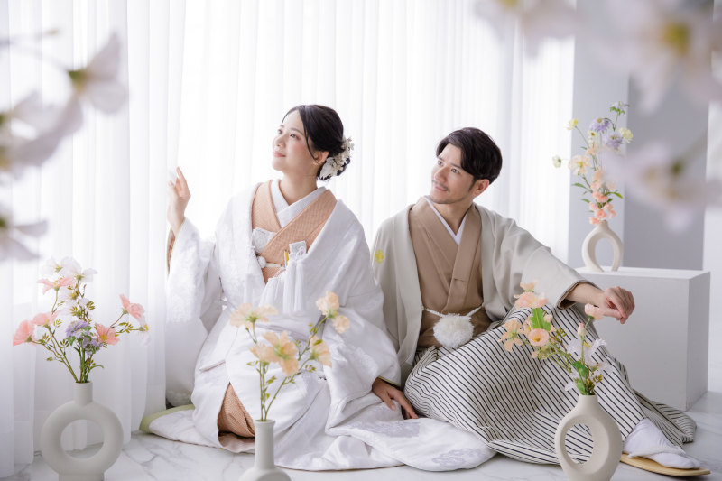 自然光の降り注ぐスタジオで和装撮影はいかがでしょうか?