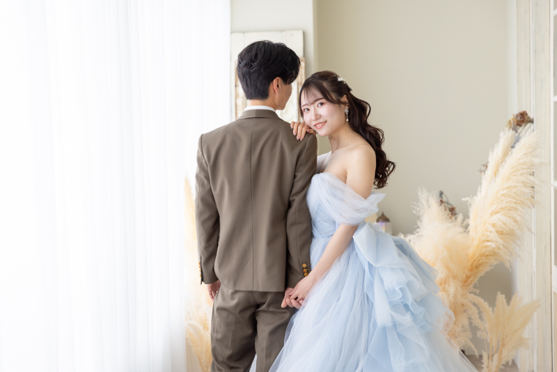【8月末までの撮影で】和装+洋装スタジオ撮影 196,000円→98,000円