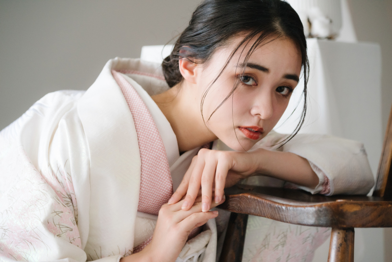 【白無垢×色掛下♡】色味を入れておしゃれコーディネートを♪