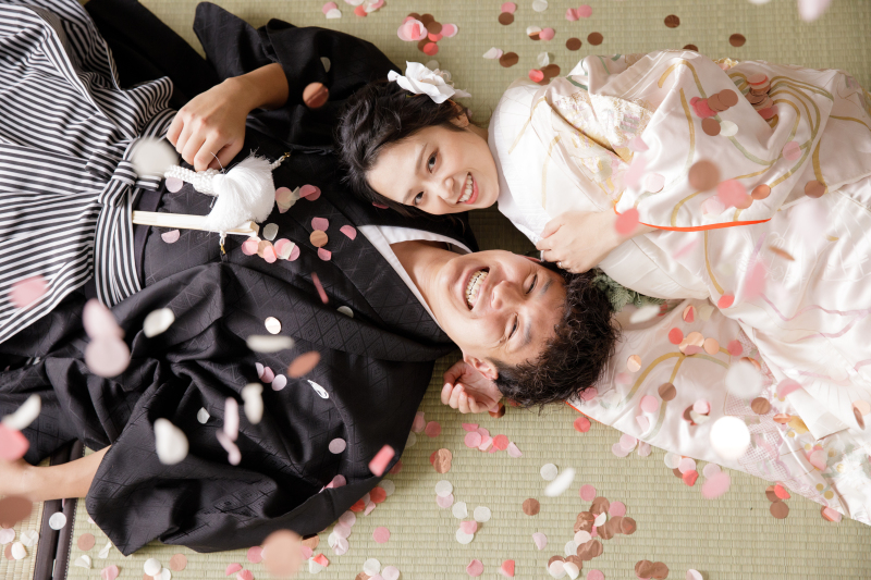 コンフェッティシャワーでお写真の仕上がりを華やかに!!