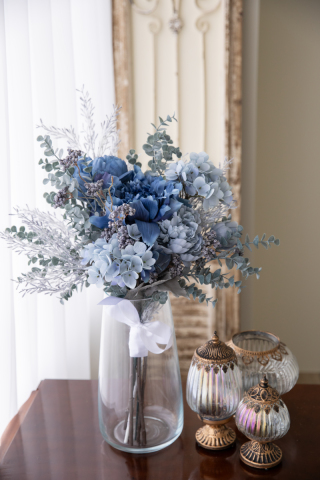 本日は新しいブーケのご紹介♪