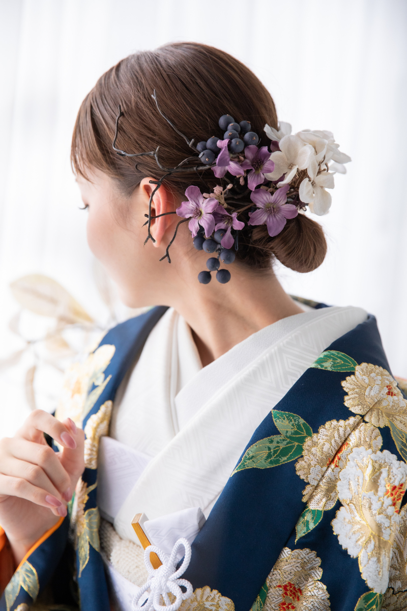 新婦様必見！！ヘッドアクセサリーの種類も豊富に取り揃えております♪
