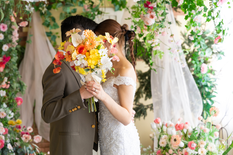 【ウェディングドレスもカラードレスも！】洋装2点スタジオ撮影 90,000円