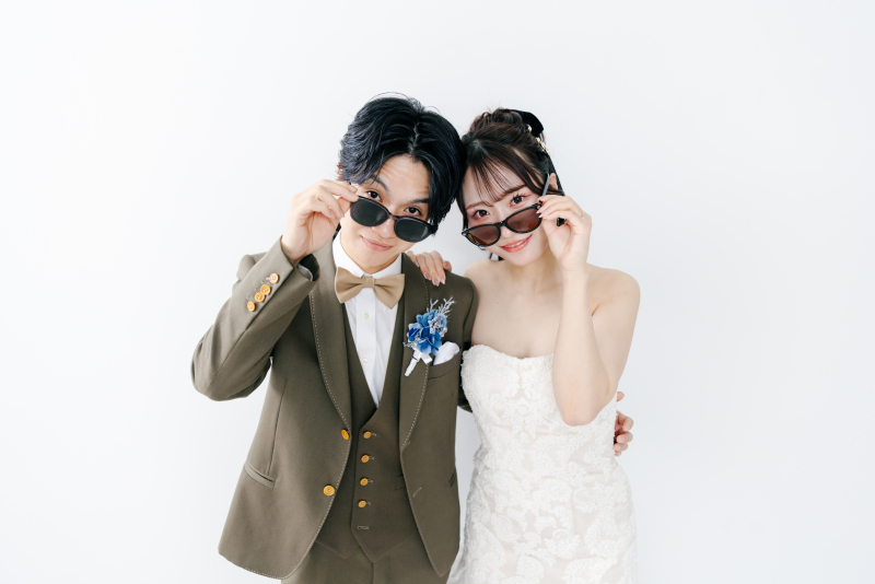 【ウェディングドレスもカラードレスも!】洋装2点スタジオ撮影 105,000円