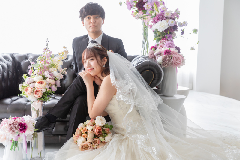 【ウェディングドレスもカラードレスも！】洋装2点スタジオ撮影 90,000円