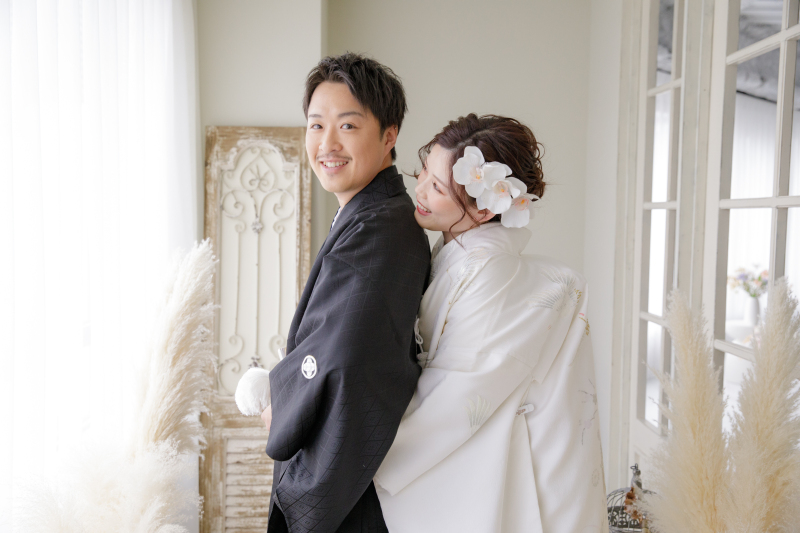 天候に左右されないスタジオ撮影☆和装+洋装98,000円