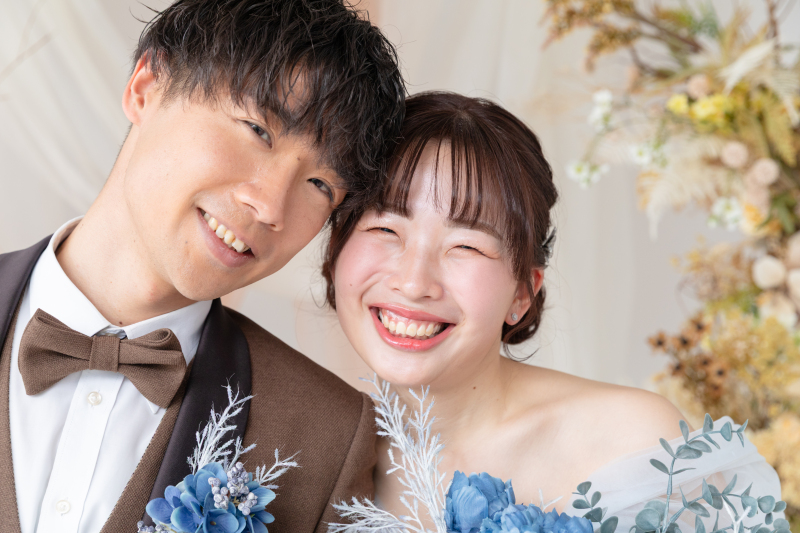 【ウェディングドレスもカラードレスも！】洋装2点スタジオ撮影 90,000円