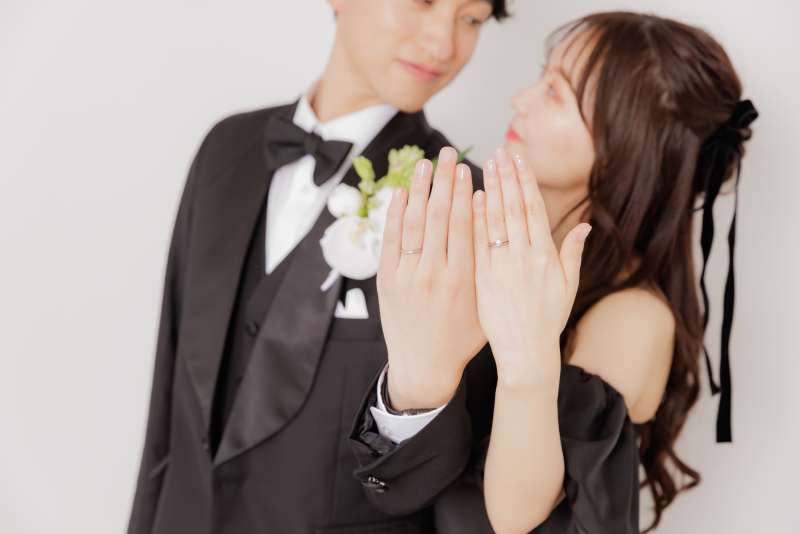 【今だけ！】洋装1着スタジオ撮影にドレス1着追加◎ &yen;75,000