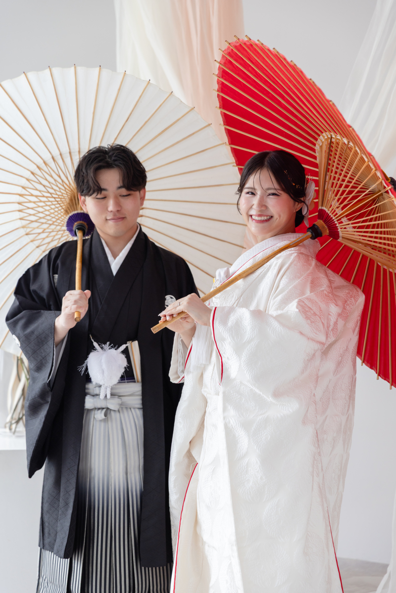 【8月末までの撮影で】和装+洋装スタジオ撮影 196,000円→98,000円