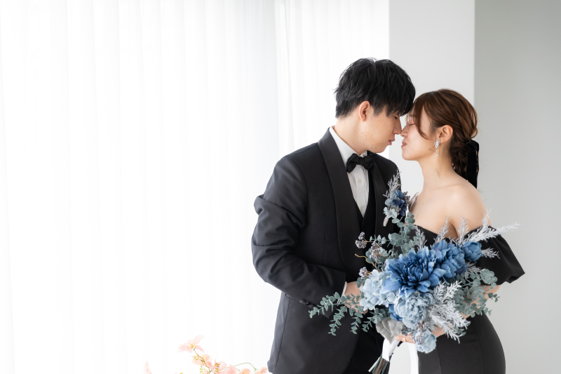 【ウェディングドレスもカラードレスも！】洋装2点スタジオ撮影 90,000円