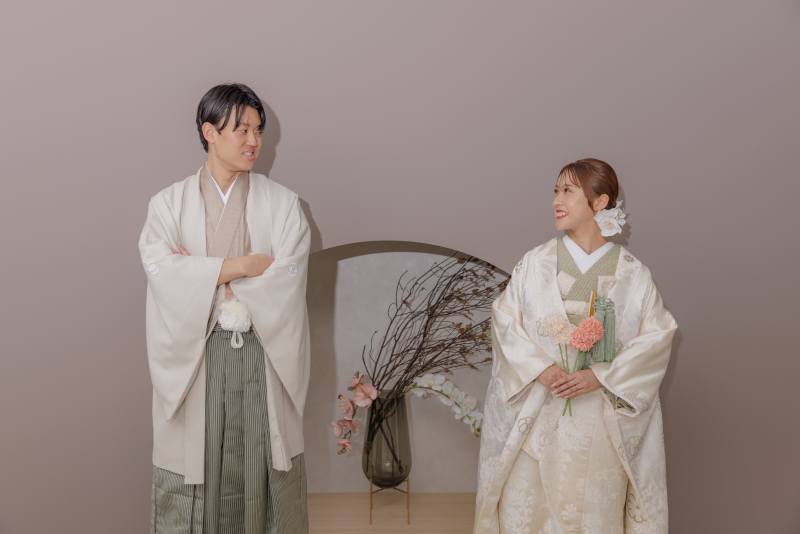 【白無垢×色掛下♡】色味を入れておしゃれコーディネートを♪