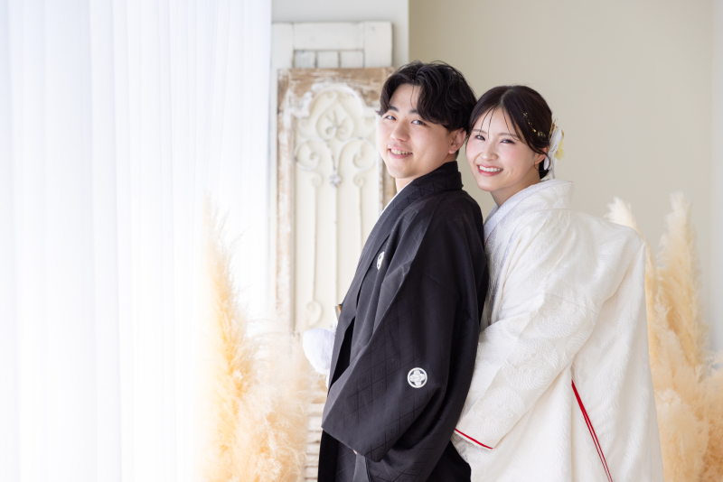 【8月末までの撮影で】和装+洋装スタジオ撮影 196,000円→98,000円