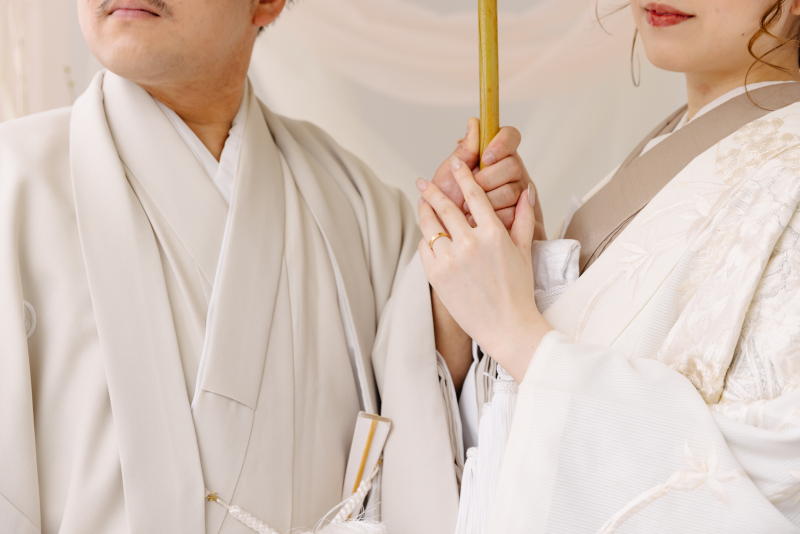 お持ち込みのアイテムを使って2人ならではの撮影を♡